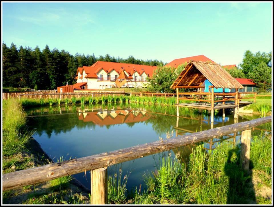 Sosnowe Zacisze Barszczewo Hotel Choroszcz Exterior photo